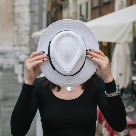 Explore the New Collection of Summer Hats for Men and Women from Cappelleria Bertacchi: A Journey into the Heart of Tuscany