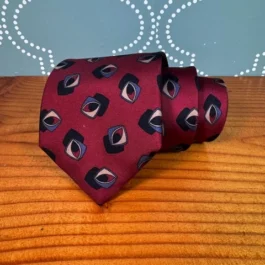 Maroon Lips Tie