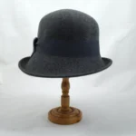 greta-cloche