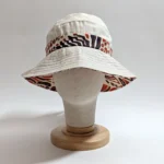 amy-cloche